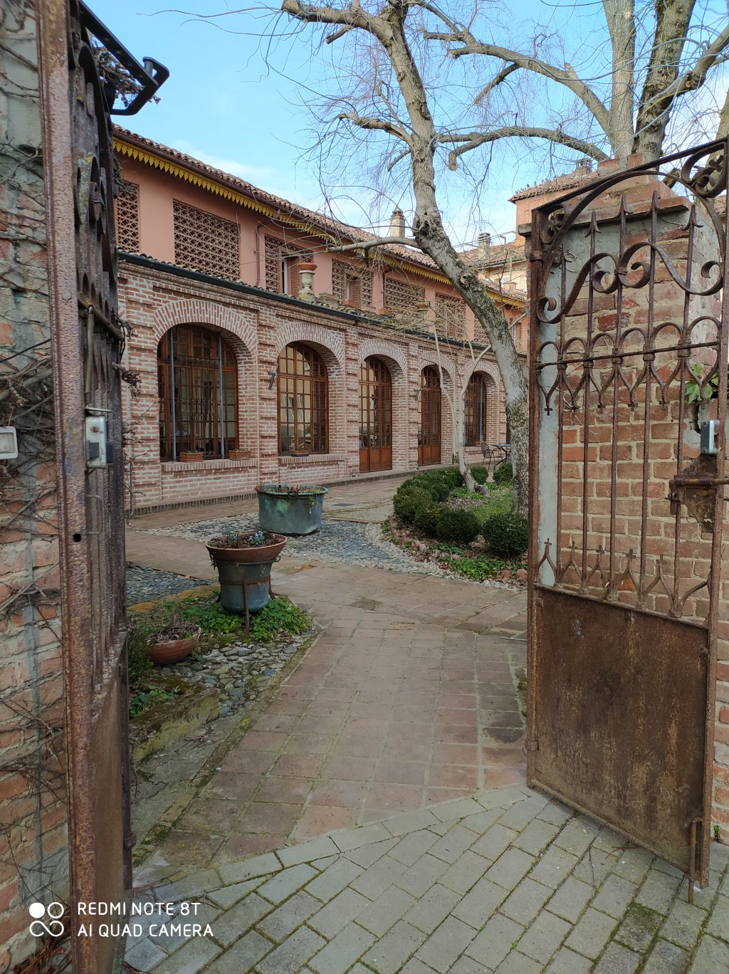 È dolce imbattersi in&nbsp;Santisé